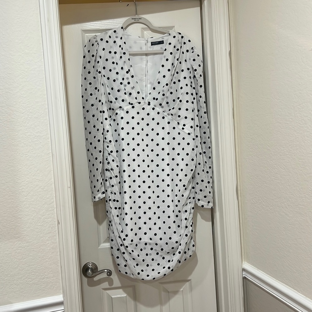 Shein curve 1X white and black long sleeve polka dot dress